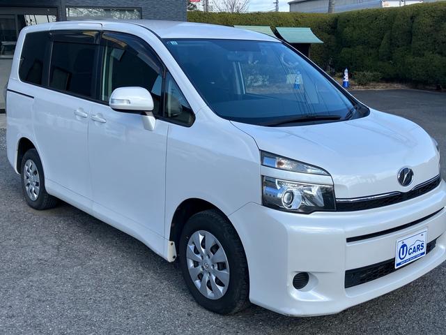 Toyota Voxy Welfare for sale, direct Import supplied fully UK reg. Best Toyota Voxy Welfare UK prices. Fact!